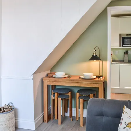 Holiday home Hambleton House